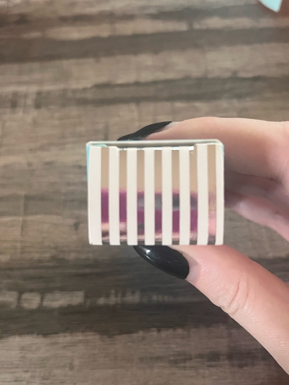 First Aid Beauty - Brighten + Glow Eye Cream with Niacinamide - Picture 6 of 9